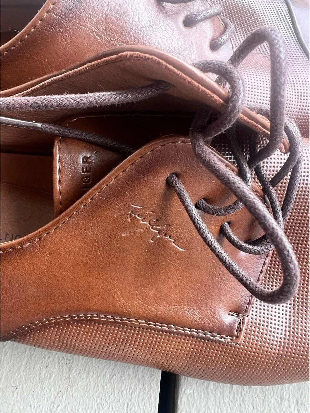 Tommy Hilfiger Sheldon Men's Oxford Dress Shoes Size 12 Brown Lace-Up Cap Toe
